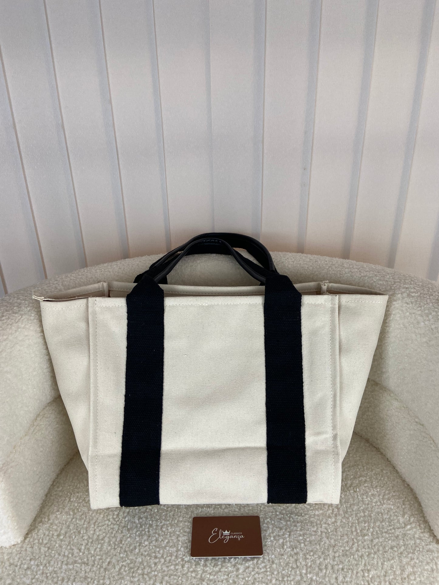 C&K Large Kay Canvas Contrast-Trim Tote Bag