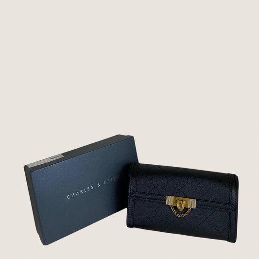 C&K Tallulah Quilted Push-Lock Clutch