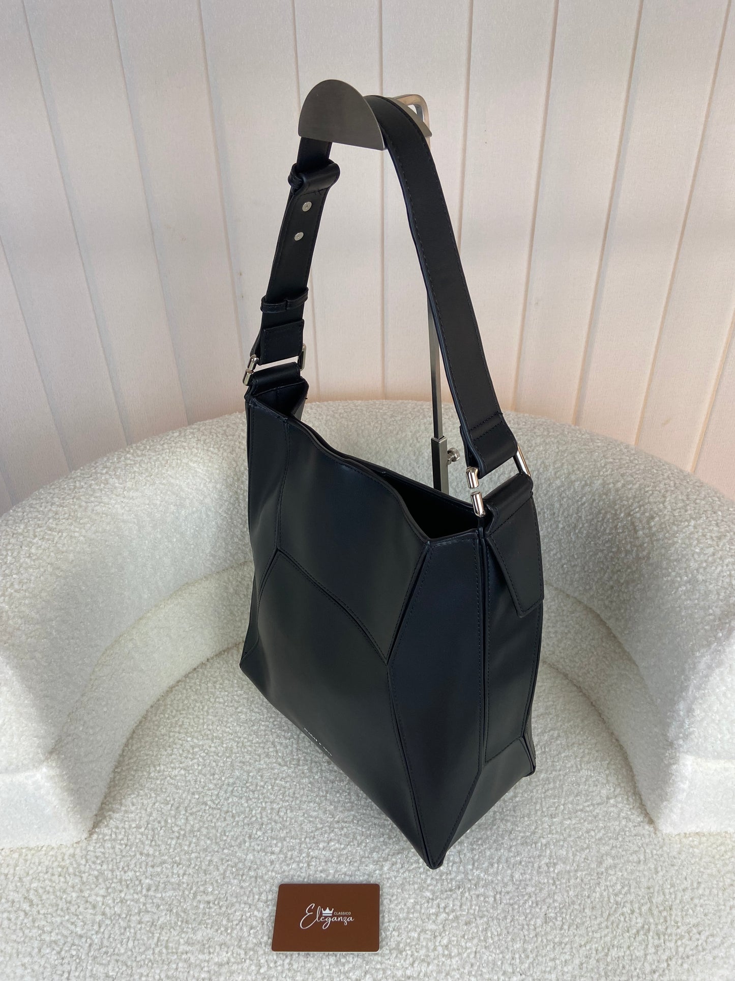 C&K Nasrin Geometric Tote Bag