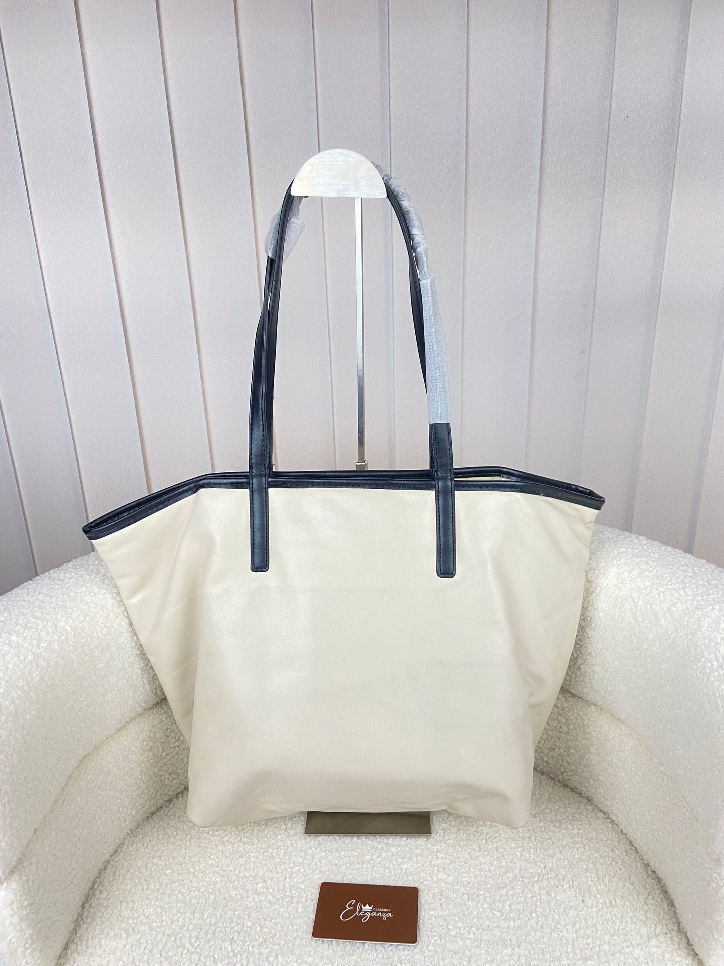 C&K Sianna Tote Bag