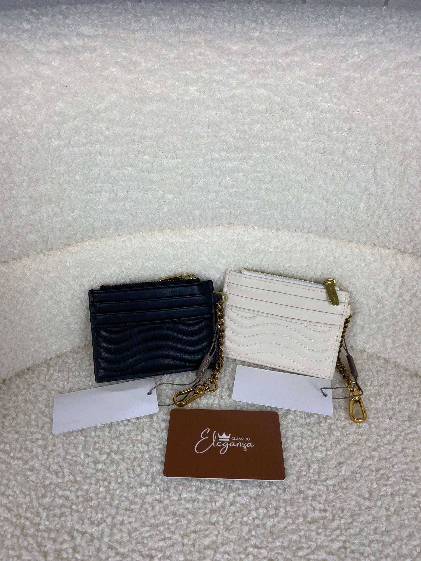 C&K Aubrielle Stitch-Trim Zip Card Holder