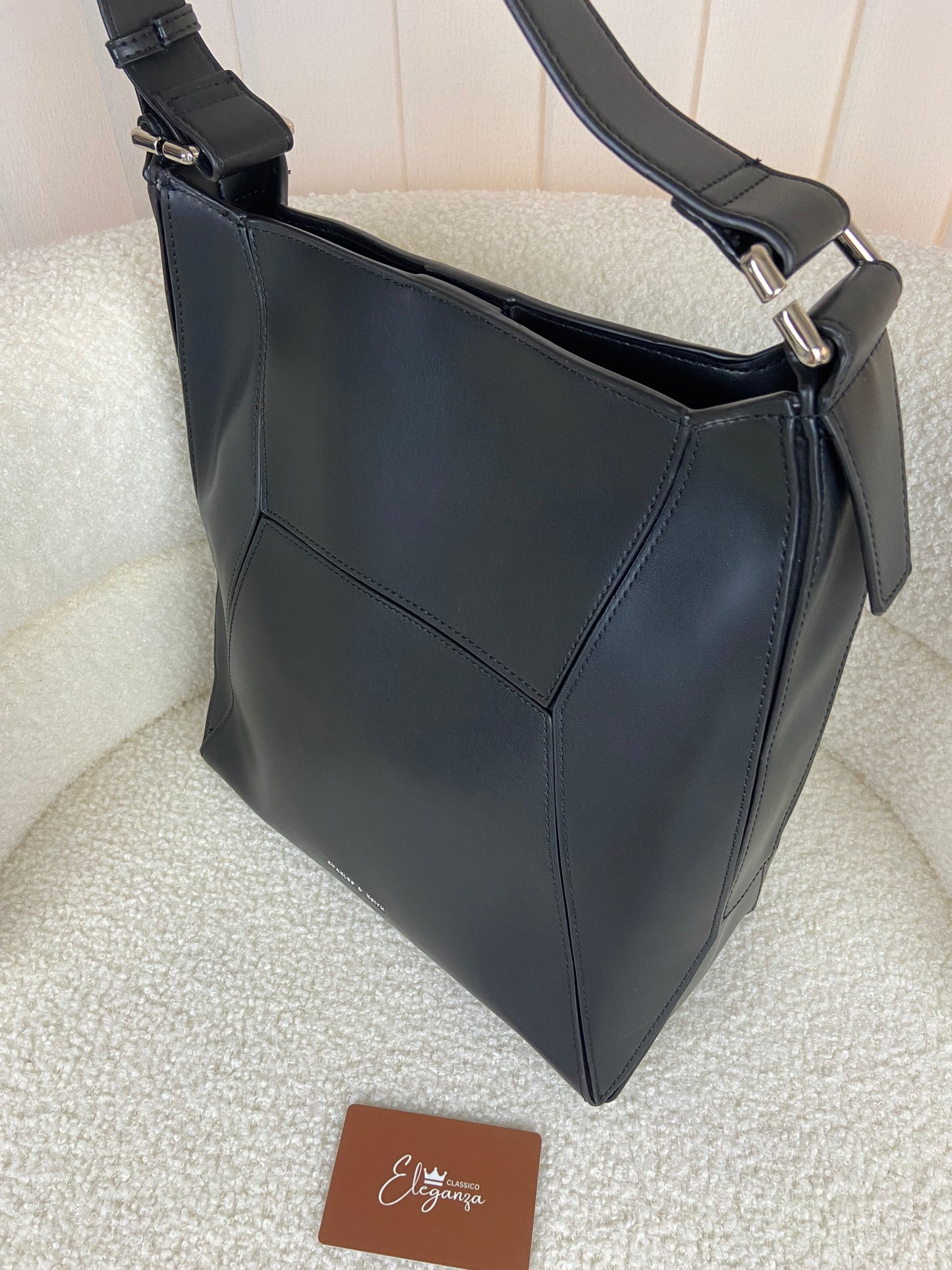 C&K Nasrin Geometric Tote Bag