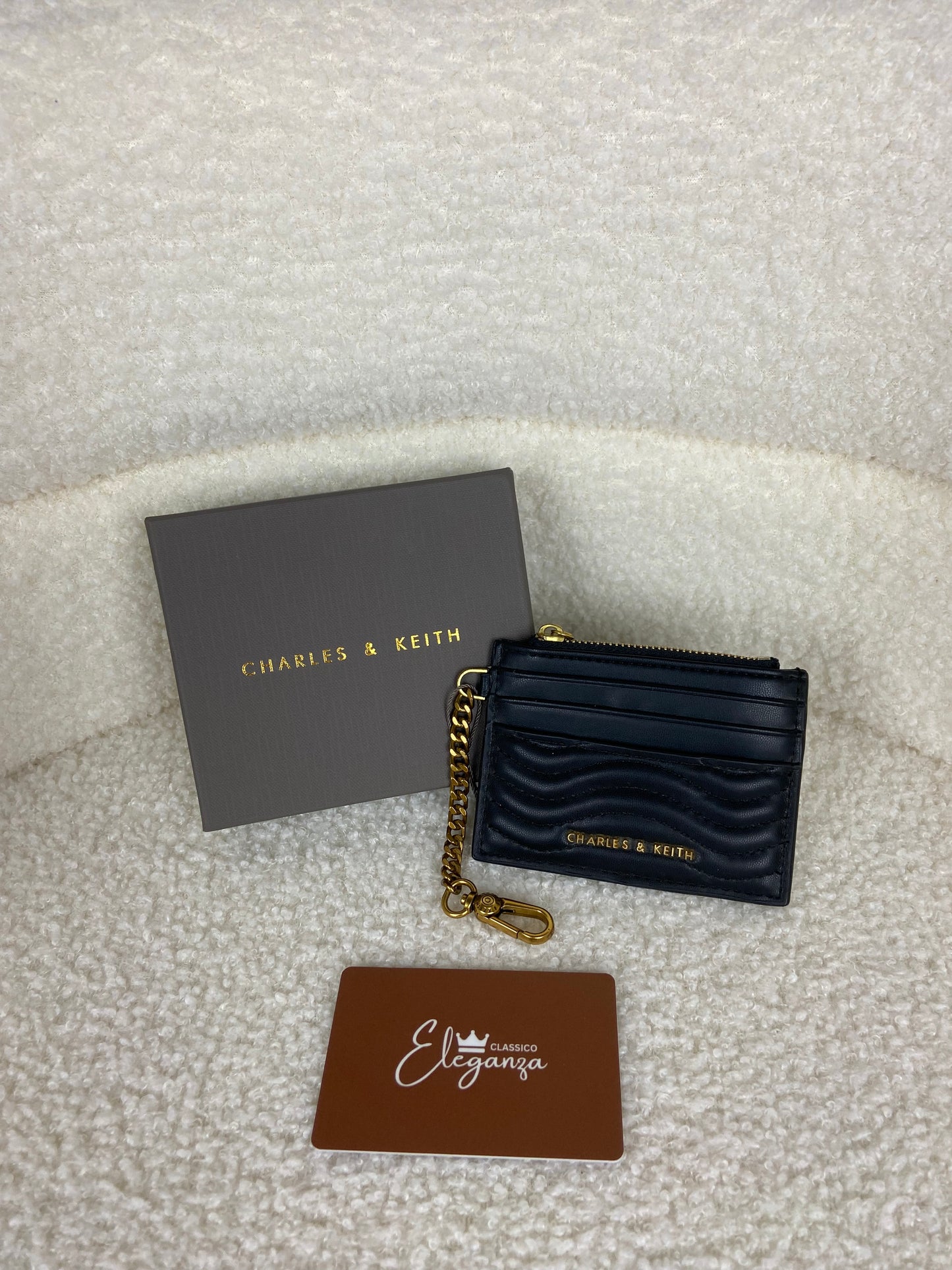 C&K Aubrielle Stitch-Trim Zip Card Holder